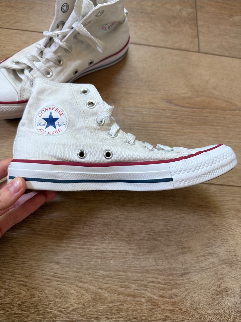 Converse High Tops Womens - 6 - Picture 2 of 6
